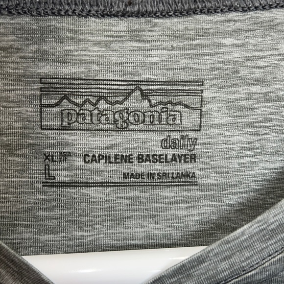 Patagonia Capilene base layer size XL - Picture 6 of 7